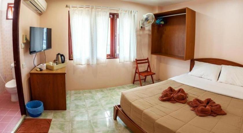 Hugs Guesthouse Koh Lanta Bagian luar foto