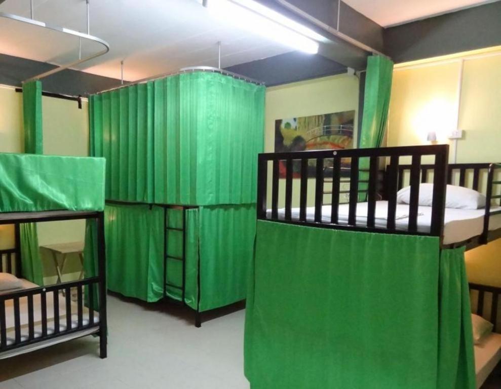Hugs Guesthouse Koh Lanta Bagian luar foto