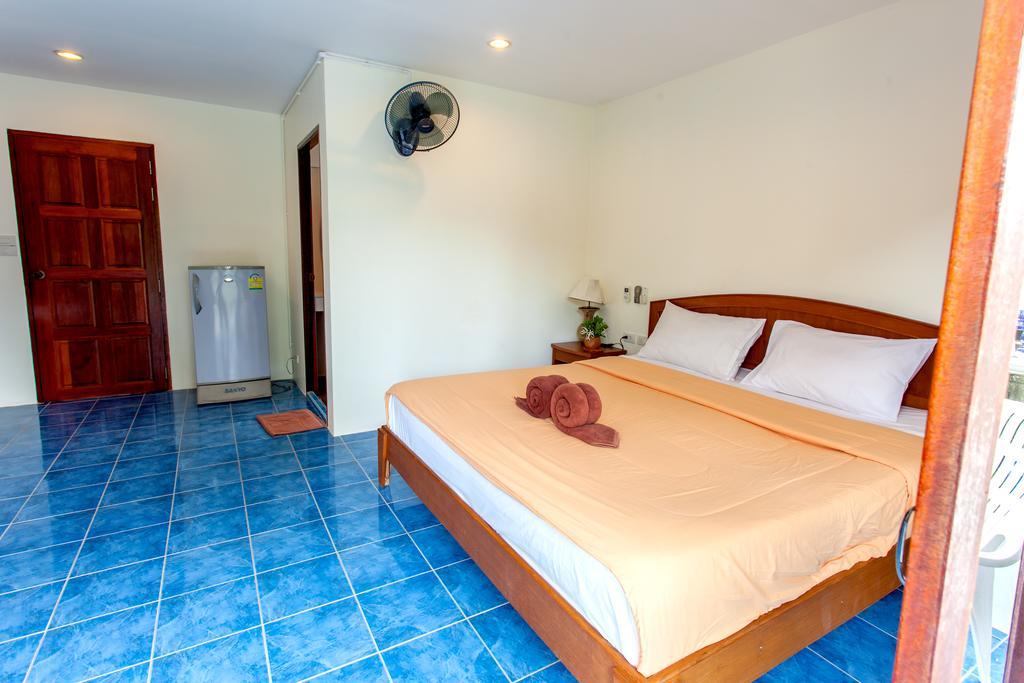 Hugs Guesthouse Koh Lanta Bagian luar foto