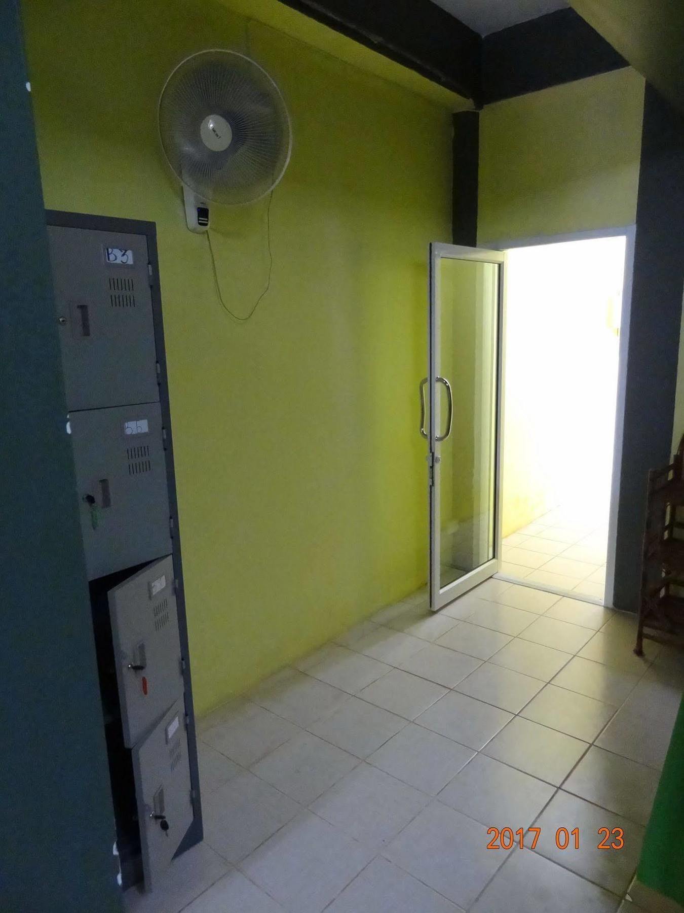 Hugs Guesthouse Koh Lanta Bagian luar foto